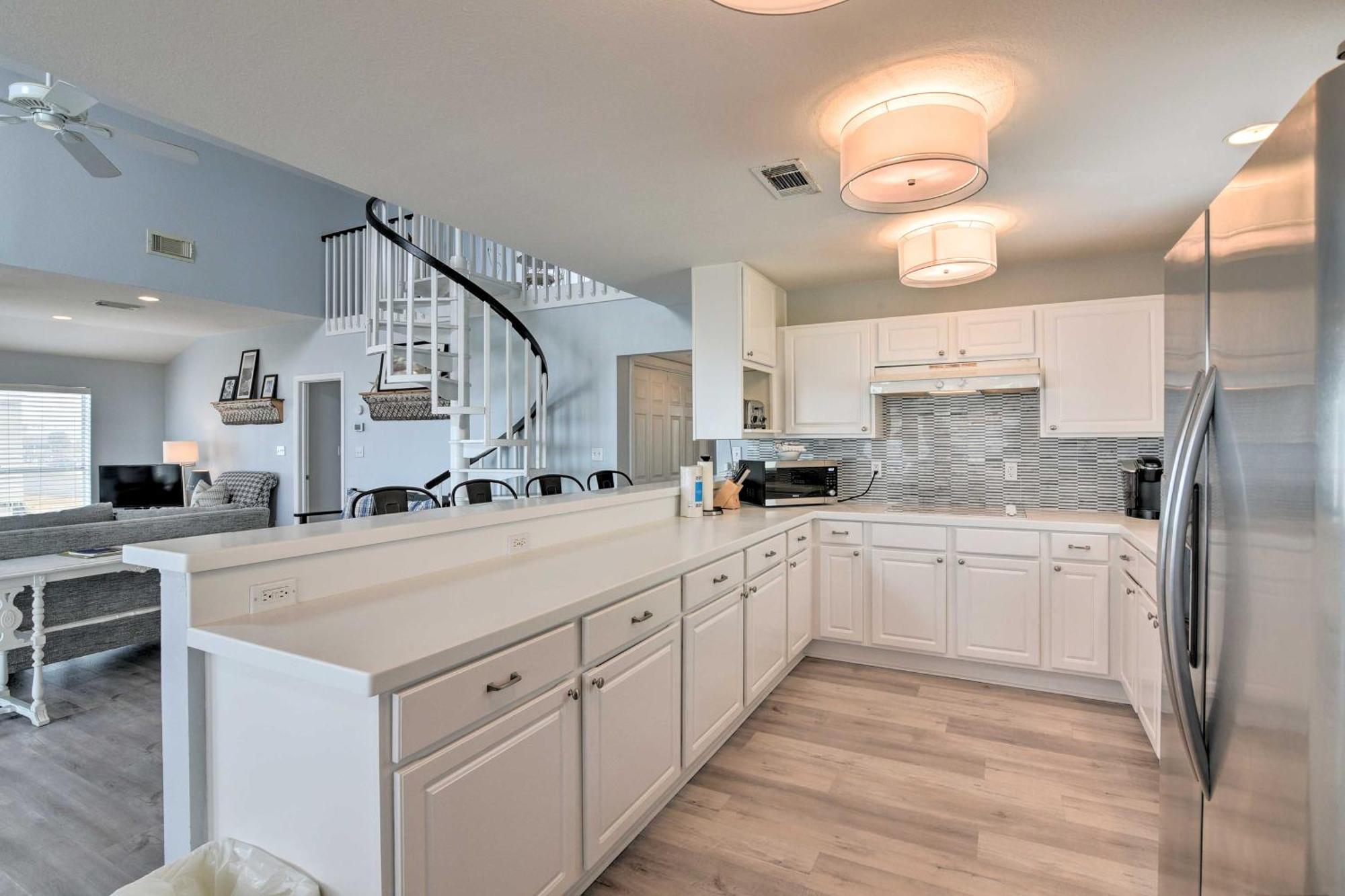 Oceanfront Galveston Home - Walk To Beach! Eksteriør billede