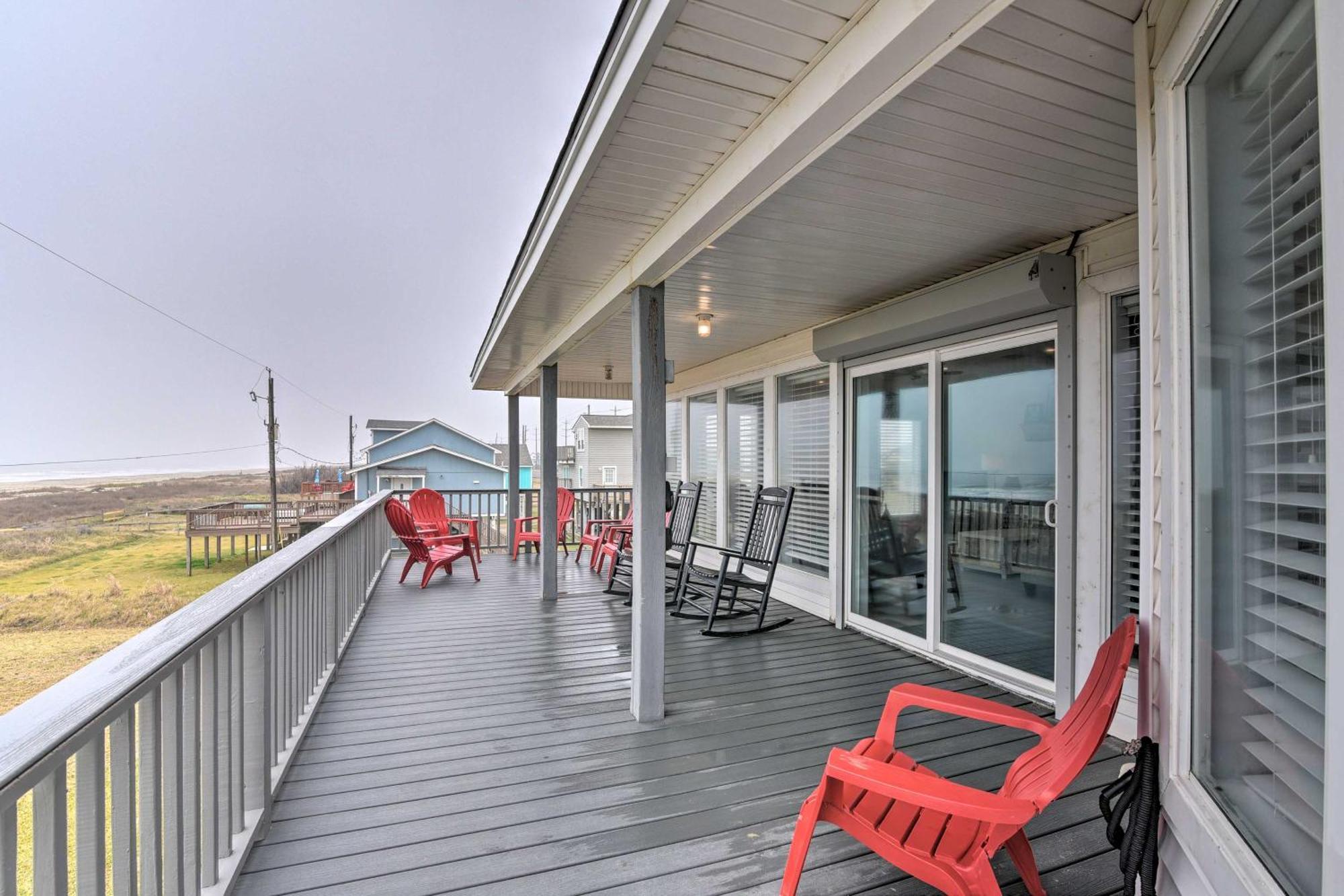 Oceanfront Galveston Home - Walk To Beach! Eksteriør billede