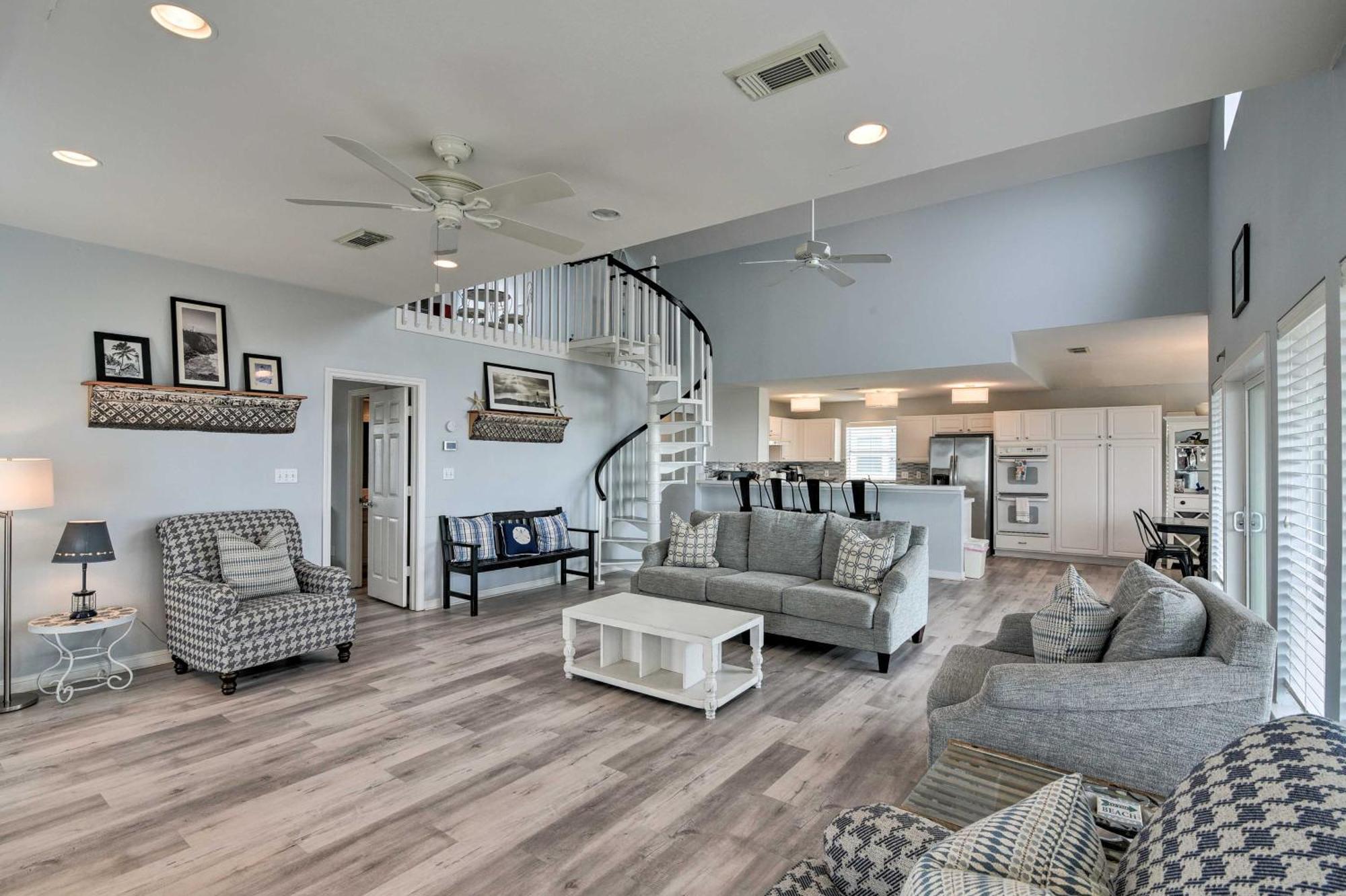 Oceanfront Galveston Home - Walk To Beach! Eksteriør billede